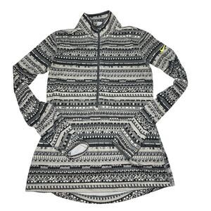 Nike Pro Warm 8 Bit 1/2 Zip Long Sleeve Run Layer Medium Mock Neck Activewear